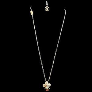 Upstyled Vivi Pendant Necklace with Crystal Accents